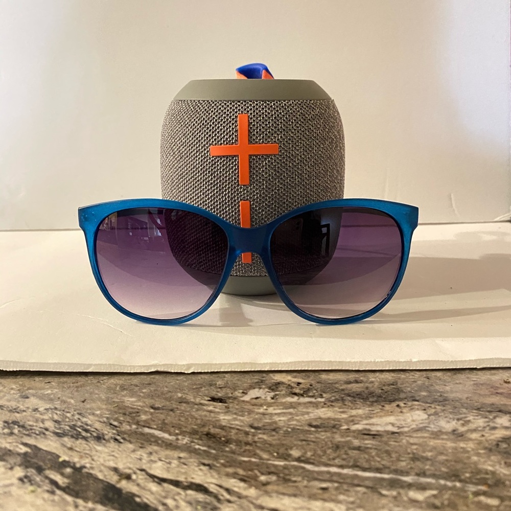 Blue Sunglasses Shear Frame
